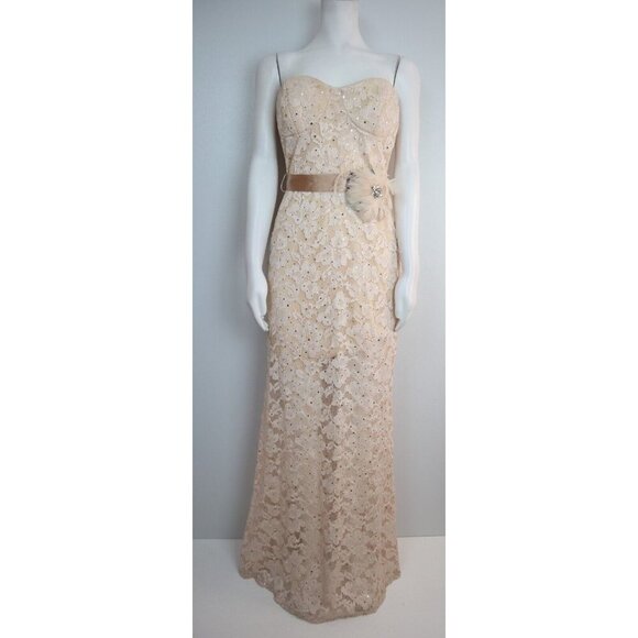 WOMEN'S CHAMPAGNE BEIGE LACE STRAPLESS GOWN FEATHER DETAIL - DEB - SIZE 11 - Picture 1 of 9